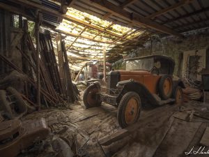 Photographie d'une Citroën trèfle 5ch