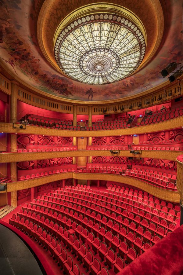 Photographie de l'intérieur de l'Opéra de Reims.
