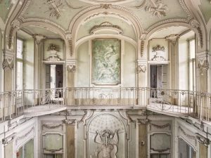 Photographie de l'intérieur de la Villa Menthe en Italie.