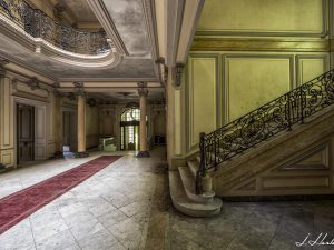 Photographie de l'intérieur du Château Burrus.