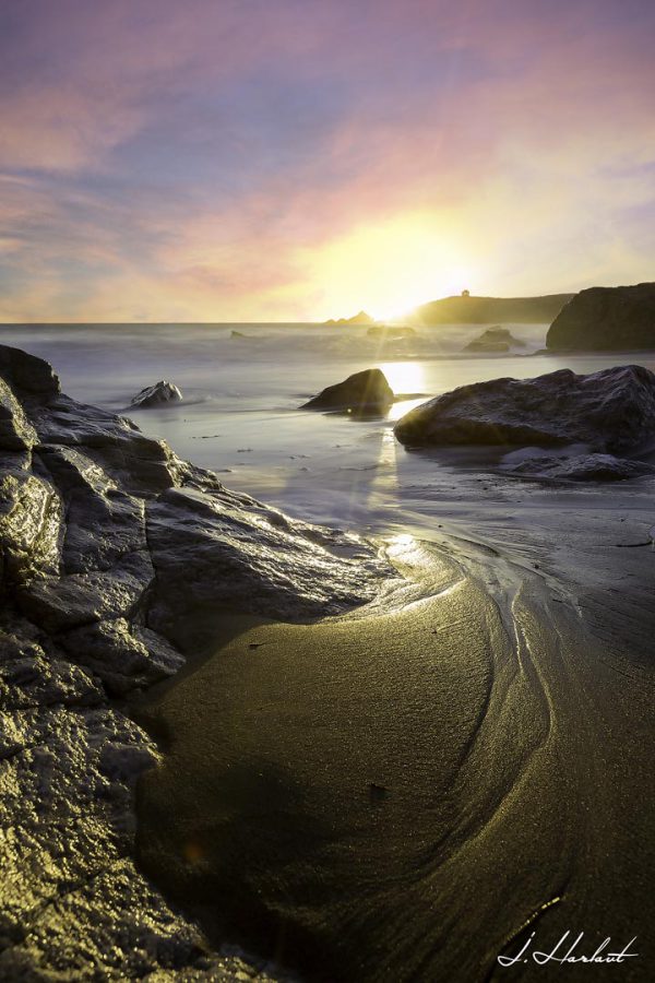 Photographie d'un bord de plage.