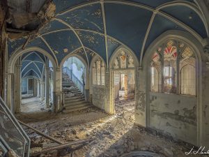 Photographie de l'intérieur du Château Miranda.